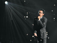 David Archuleta singing