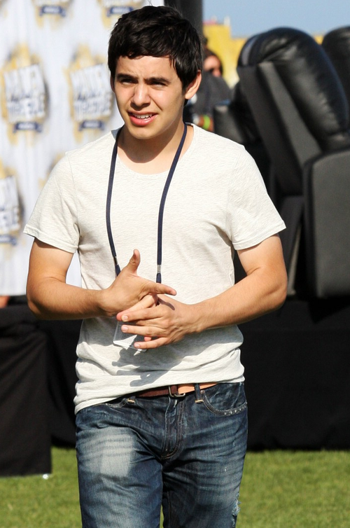 David Archuleta sings National Anthem, Pigskin game, Malibu, July 2010