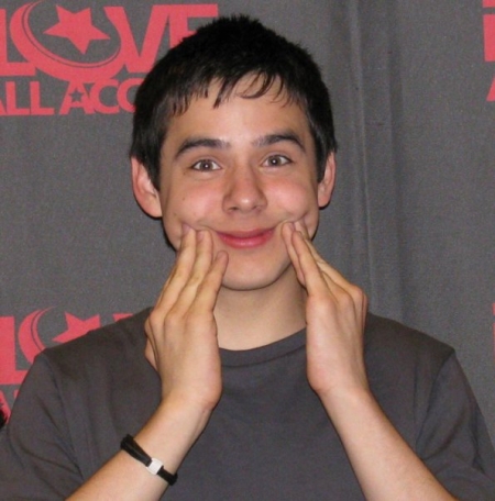 David Archuleta makes a face